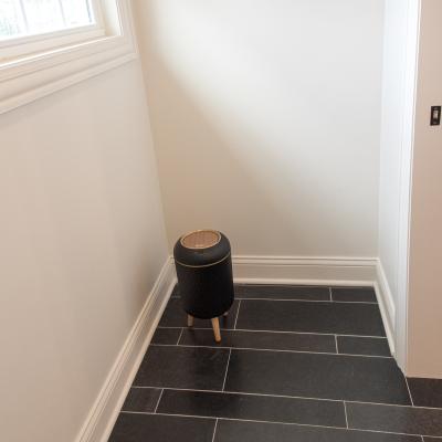Toilet 2